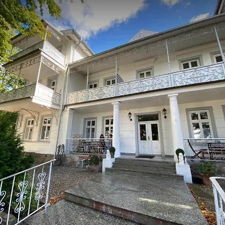 Appartamento Ferienwohnung Sandburg - Sanssouci Binz
